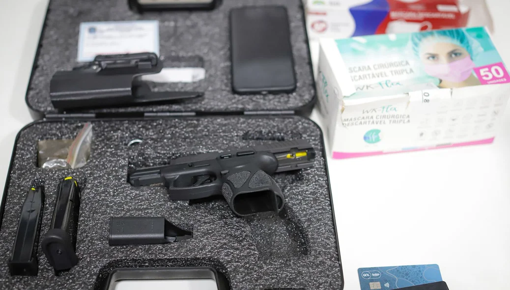 Armas e medicamentos