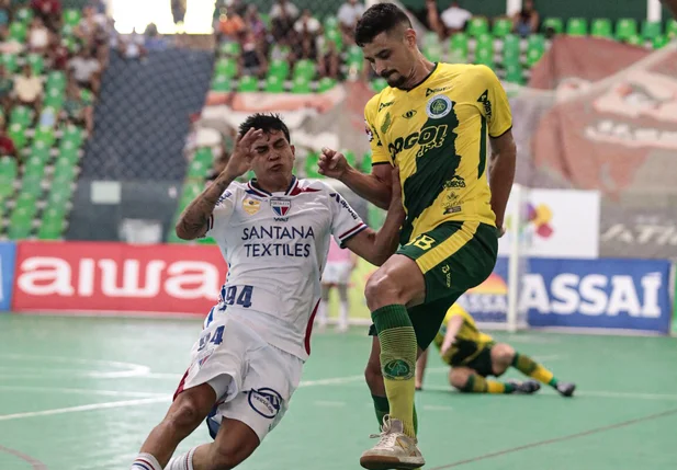 Atlético Piauiense e Fortaleza pelo Brasileiro de Futsal
