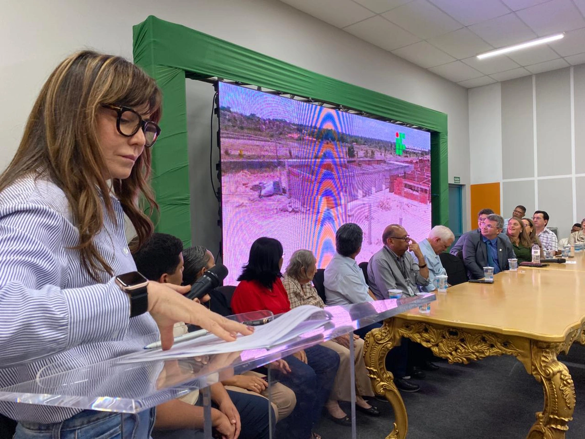 Audiência pública apresenta consulta para definição dos cursos do IFPI em Esperantina