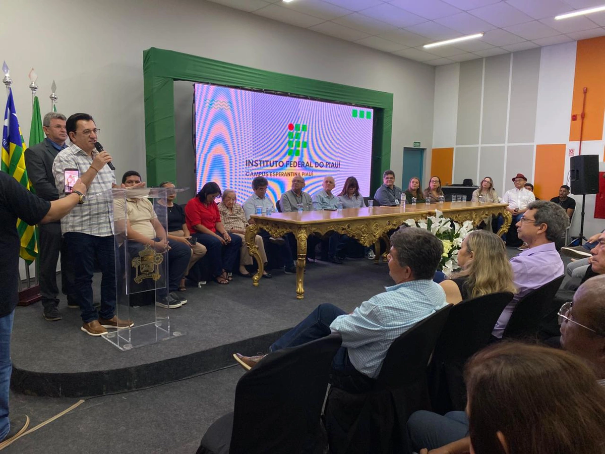 Audiência pública em Esperantina