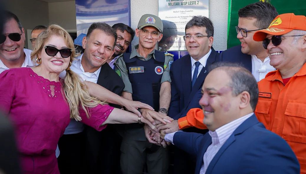 Autoridades presentes no evento