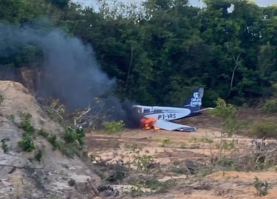 Avião de pequeno porte caiu em São Luís