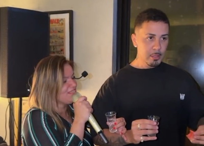 Cantora picoense Laércia Dantas canta na casa do influenciador Carlinhos Maia