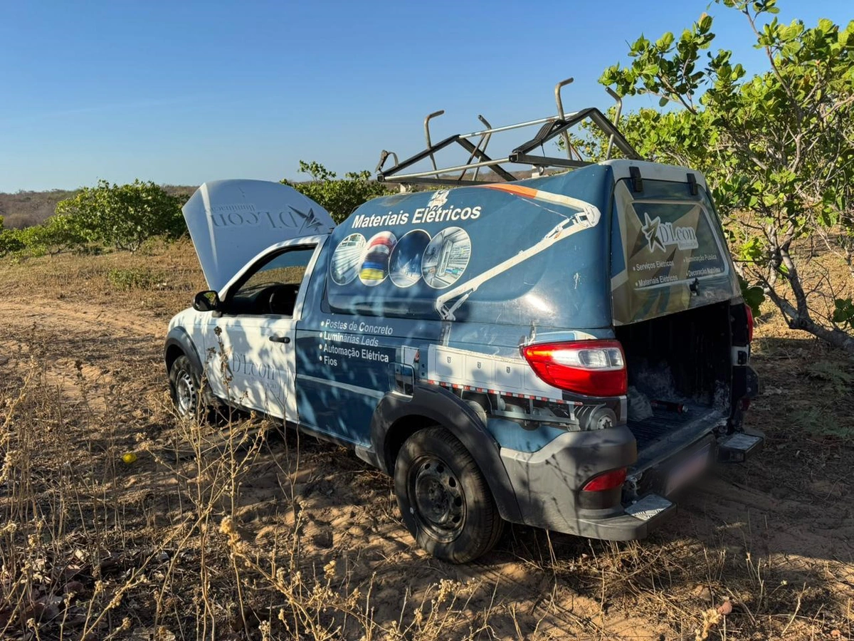 Carro de empresa foi recuperado pela PM