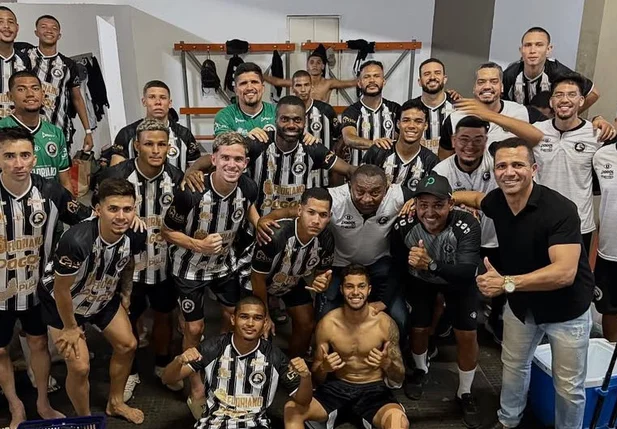 Corisabbá bate Comercial e retoma liderança do Piauiense Série B