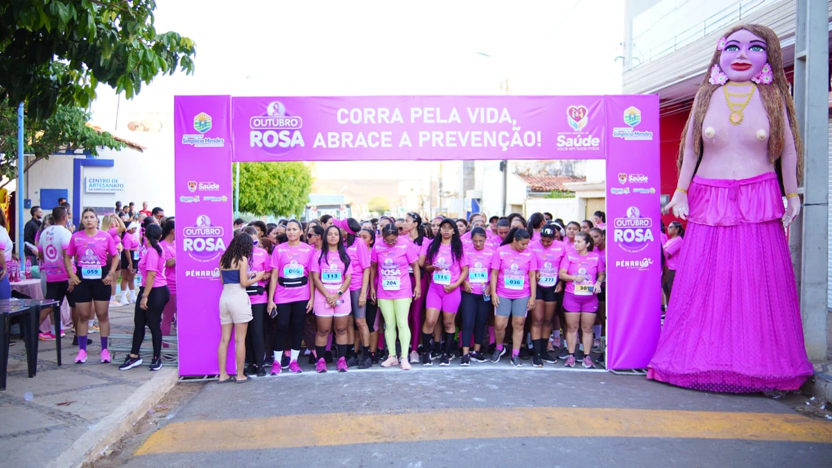 Corrida de Rua marca encerramento da Campanha Outubro Rosa em Simplício Mendes