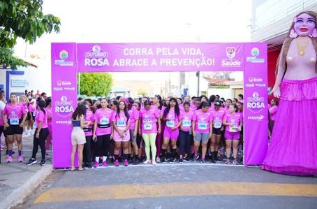 Corrida de Rua marca encerramento da Campanha Outubro Rosa em Simplício Mendes