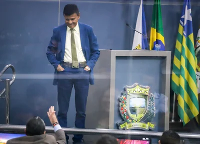 Deolindo e Pedro Alcântara trocam farpas na Câmara de Teresina