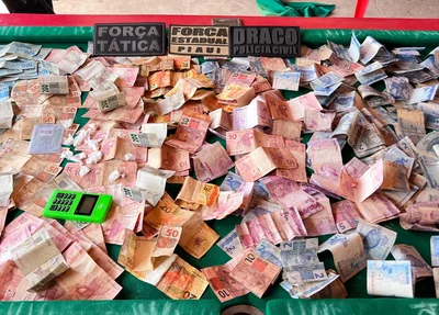 Dinheiro apreendido durante a operação do DRACO em Lagoa Alegre