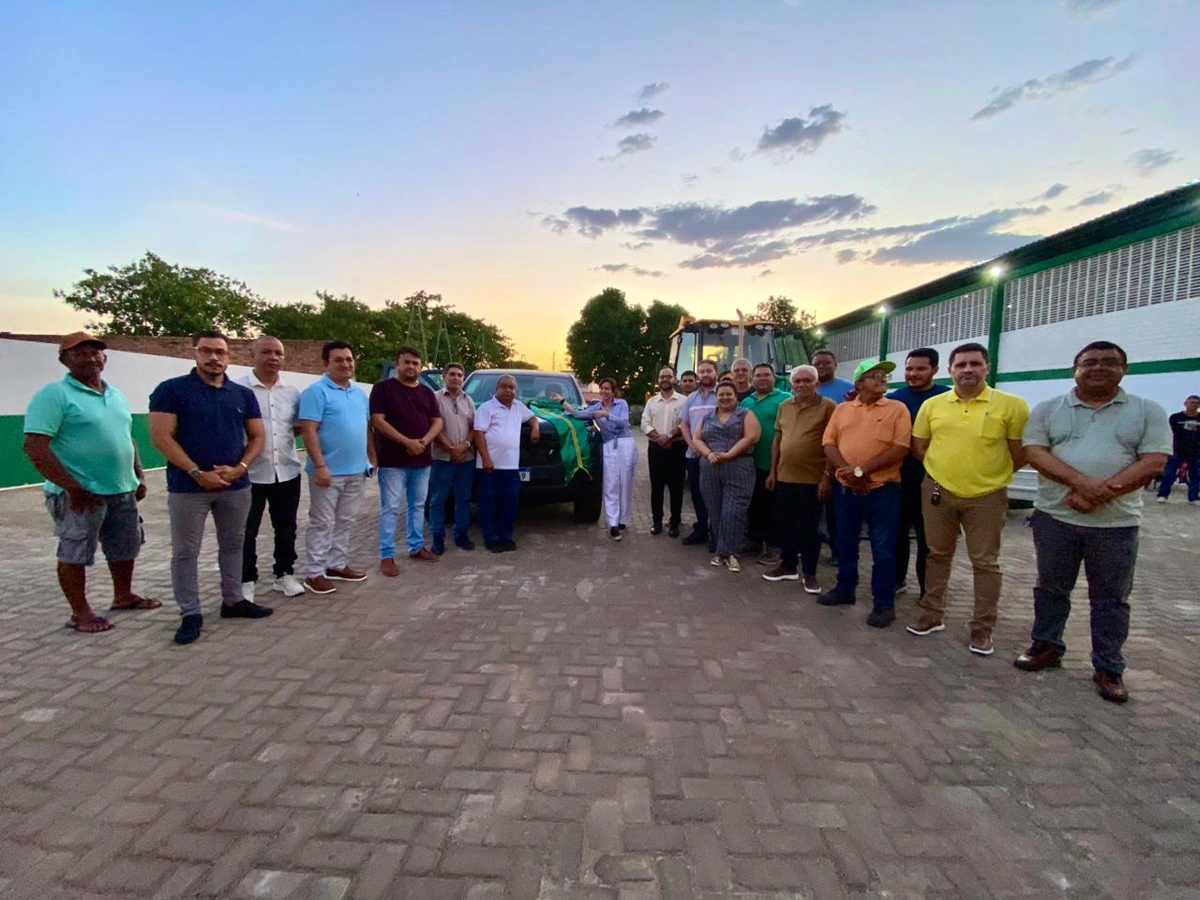 Esperantina é beneficiada com novos equipamentos e veículos para fortalecer o trabalho no município