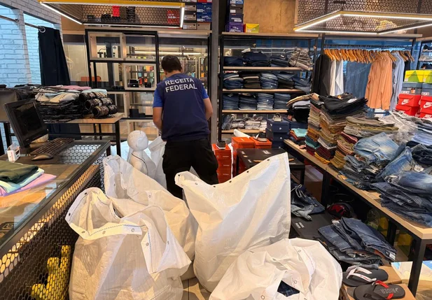 Fiscalização na loja Rei do Tênis