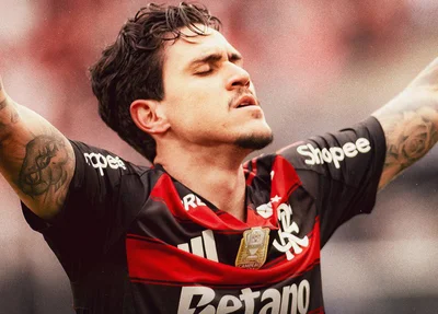 Flamengo vence o Palmeiras e acirra briga pela liderança do Brasileiro