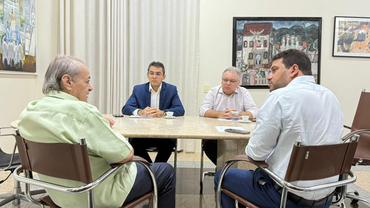 Florentino Neto se reuniu com o prefeito Sílvio Mendes
