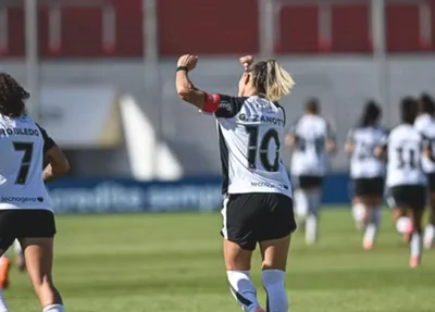 Gabi Zanotti comemora gol do Corinthians contra o Boca Juniors