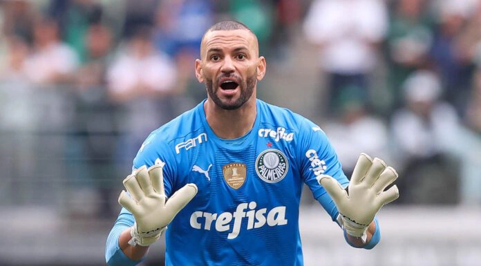 Goleiro Weverton