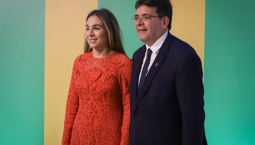 Governador Rafael Fonteles e a primeira-dama Isabel Fonteles