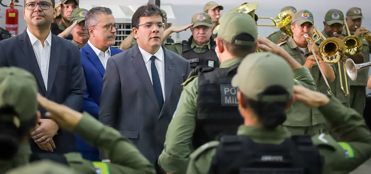 Governador Rafael Fonteles inaugura batalhão