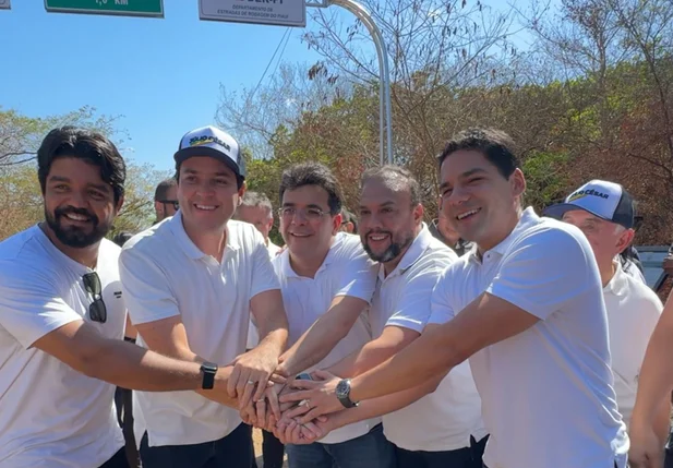 Governador Rafael Fonteles inaugura rodovias