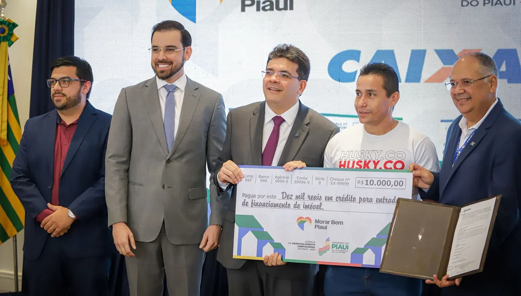 Governo beneficia 101 famílias com cheques-moradia do Morar Bem Piauí
