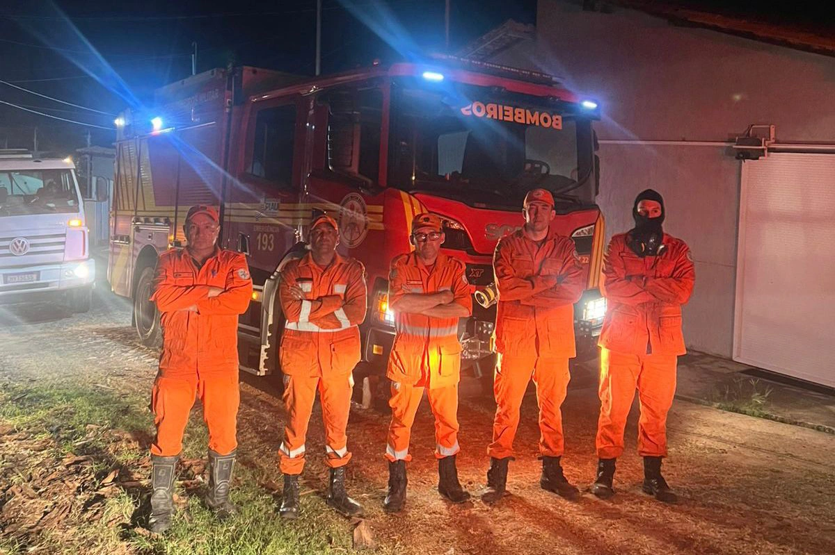 Incêndio de grandes proporções é extinto na cidade de Batalha