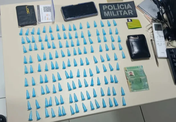 Invólucros de cocaína apreendidos em Simões