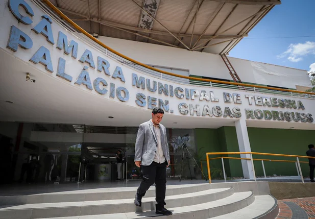 Leôndidas Júnior deixou a Câmara de Vereadores