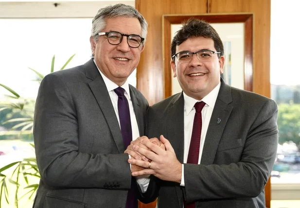 Ministro Alexandre Padilha e governador Rafael Fonteles