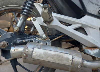 Motocicleta com sistema de escapamento adulterado foi apreendida em Água Branca