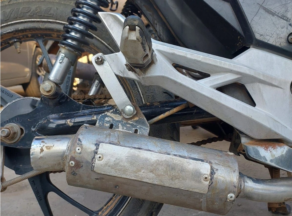 Motocicleta com sistema de escapamento adulterado foi apreendida em Água Branca