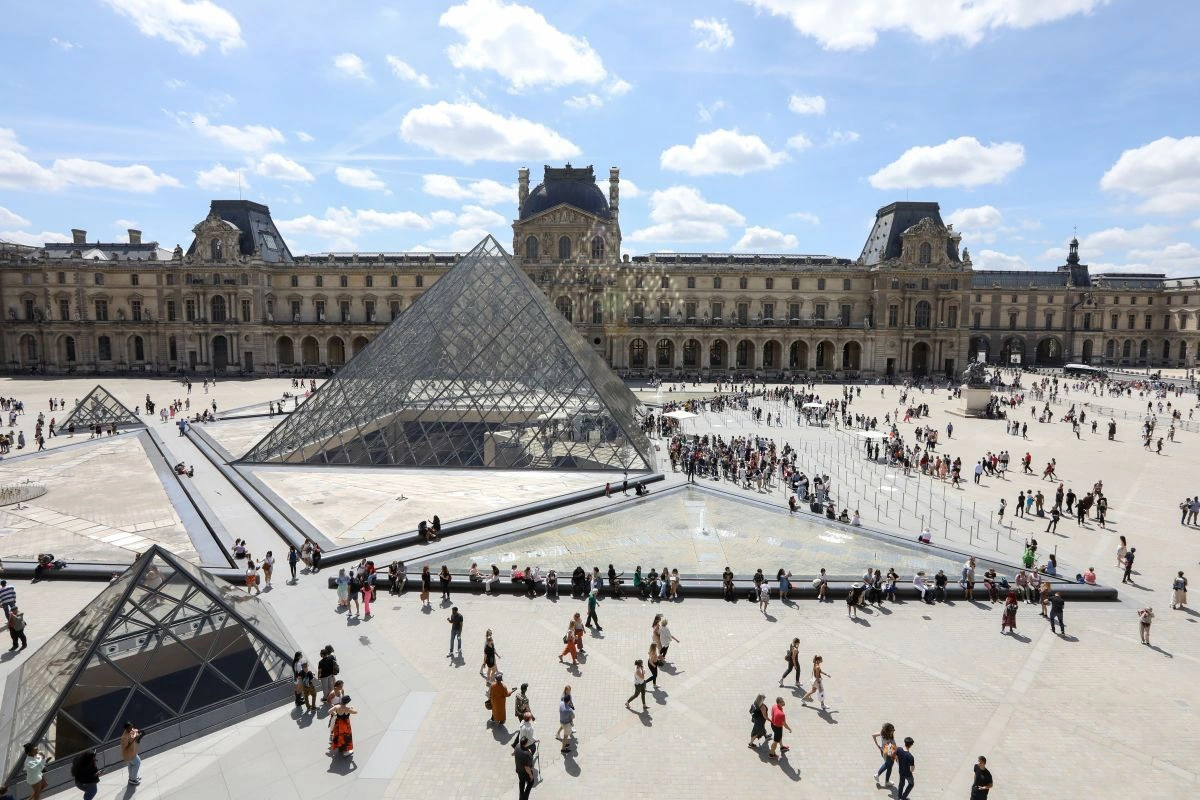Museu do Louvre