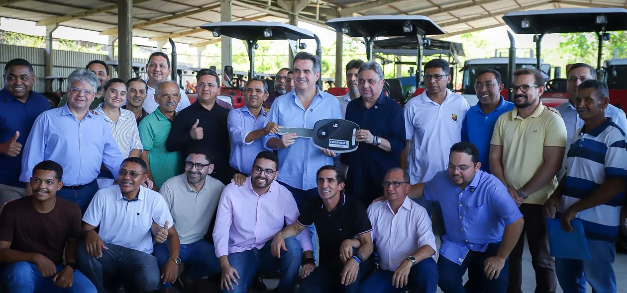 Pessoas presentes na entrega