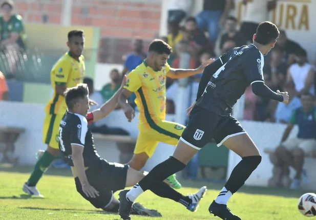 Picos e Teresina ficam no empate sem gols pelo Piauiense Série B