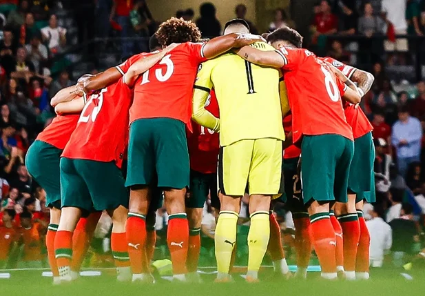 Portugal sofre empate da Hungria no fim e adia classificação para a Copa do Mundo