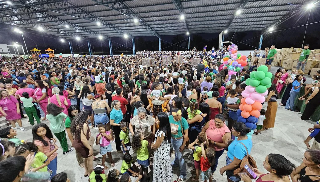 Prefeitura de Esperantina inicia programação do Mundo Encantado