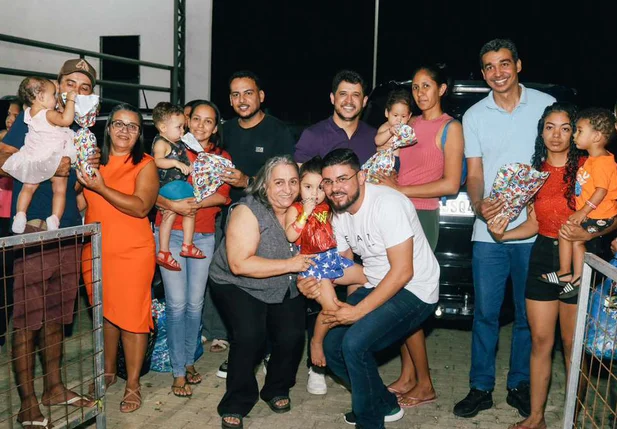 Prefeitura de Hugo Napoleão celebra o Dia das Crianças com grande festa na Praça de Eventos