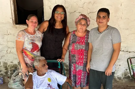 Prefeitura de Nazária promove reencontro de idoso com a família após 22 anos