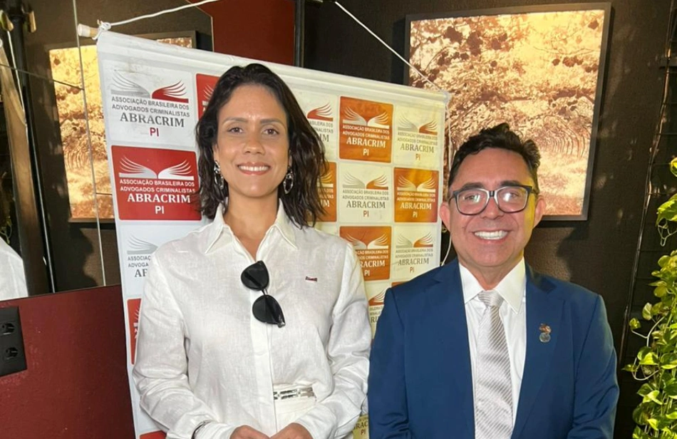 Priscila Falcão Faustino Sá e Antônio Mendes