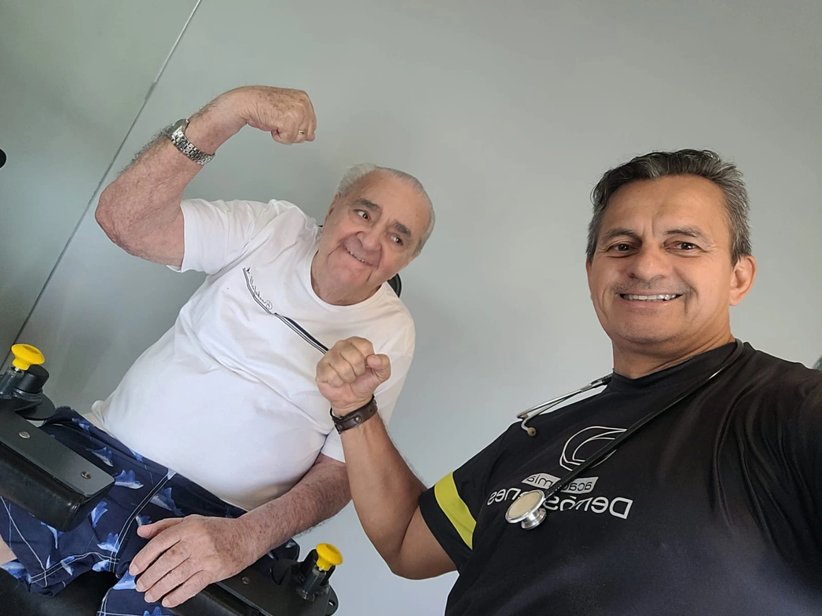 Professor Demóstenes Ribeiro