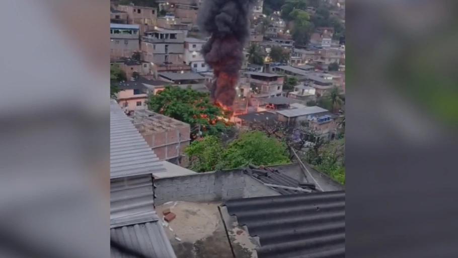 Quatro policiais morrem em megaoperação nos complexos da Penha e Alemão