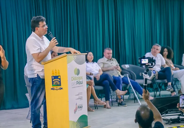 Rafael Fonteles encerra Diálogos pelo Piauí em Bom Jesus