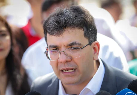 “Está com a faca e o queijo na mão para ganhar essa eleição”, diz governador Rafael Fonteles sobre Júlio César