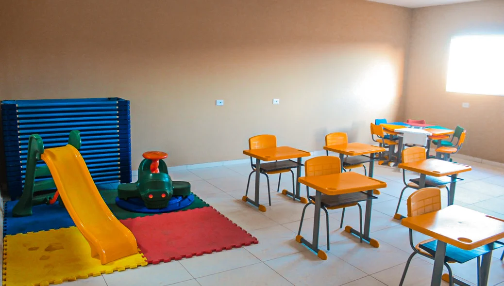 Salas de aula equipadas