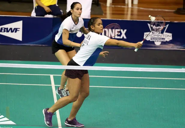 Samia Lima e Jaqueline Lima no Aberto de Badminton da França
