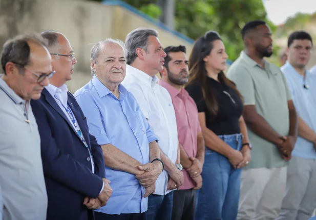 Sílvio Mendes durante solenidade