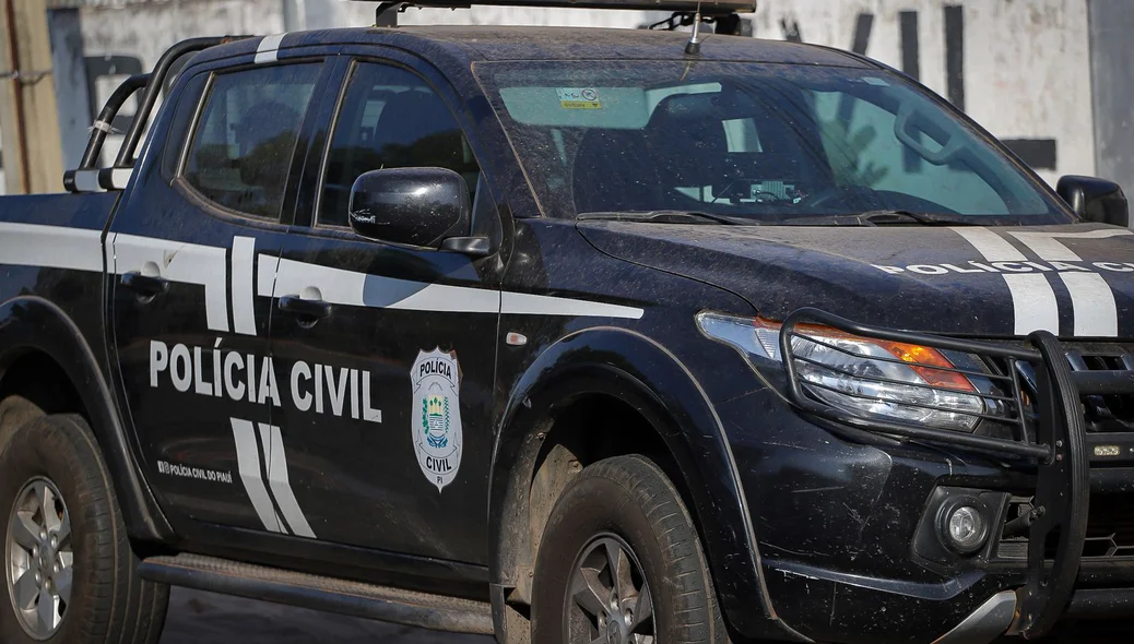 Viatura da Polícia Civil