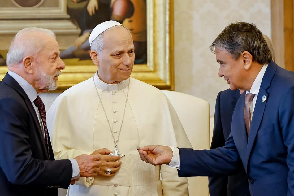 Wellington Dias e Lula em encontro com o Papa Leão XIV