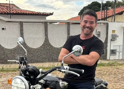 Apresentador César Fire