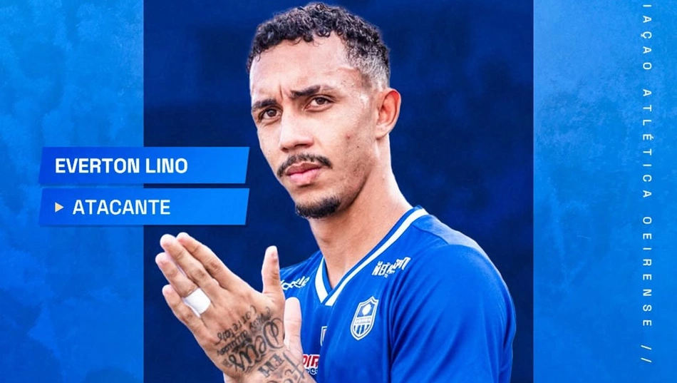 Atacante Everton Lino