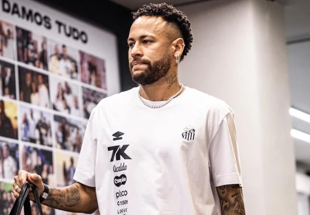 Atacante Neymar