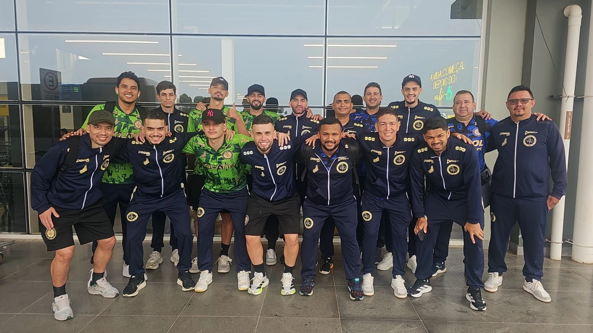 Atlético Piauiense desembarca em Chapecó para decisão das semifinais do Brasileiro